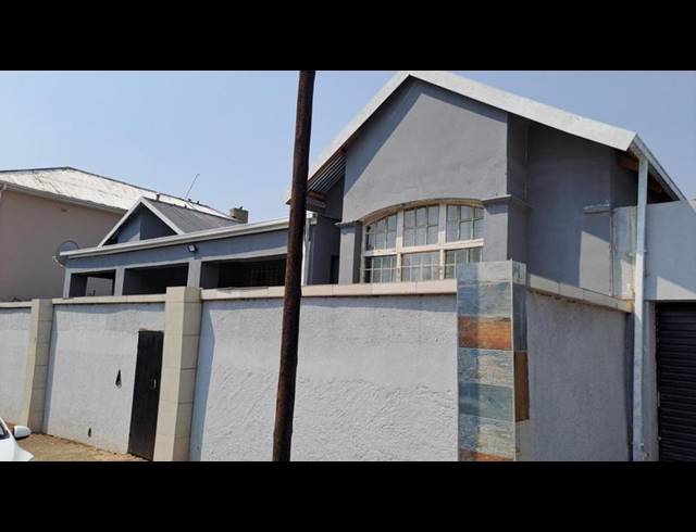 6 BEDROOM HOUSE FOR SALE IN KENSINGTON